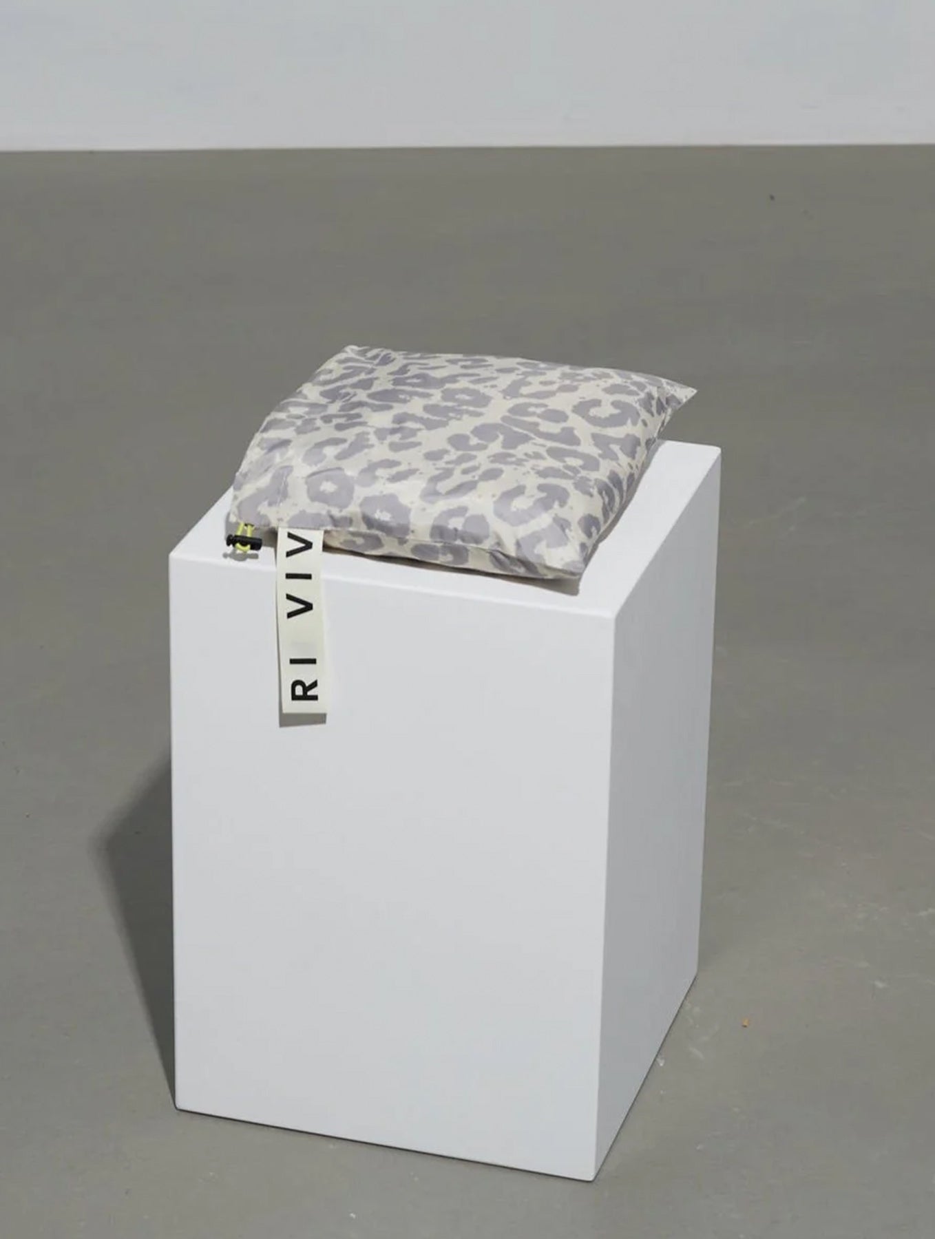 Raincoat - Leo Splashes Grey/Sand