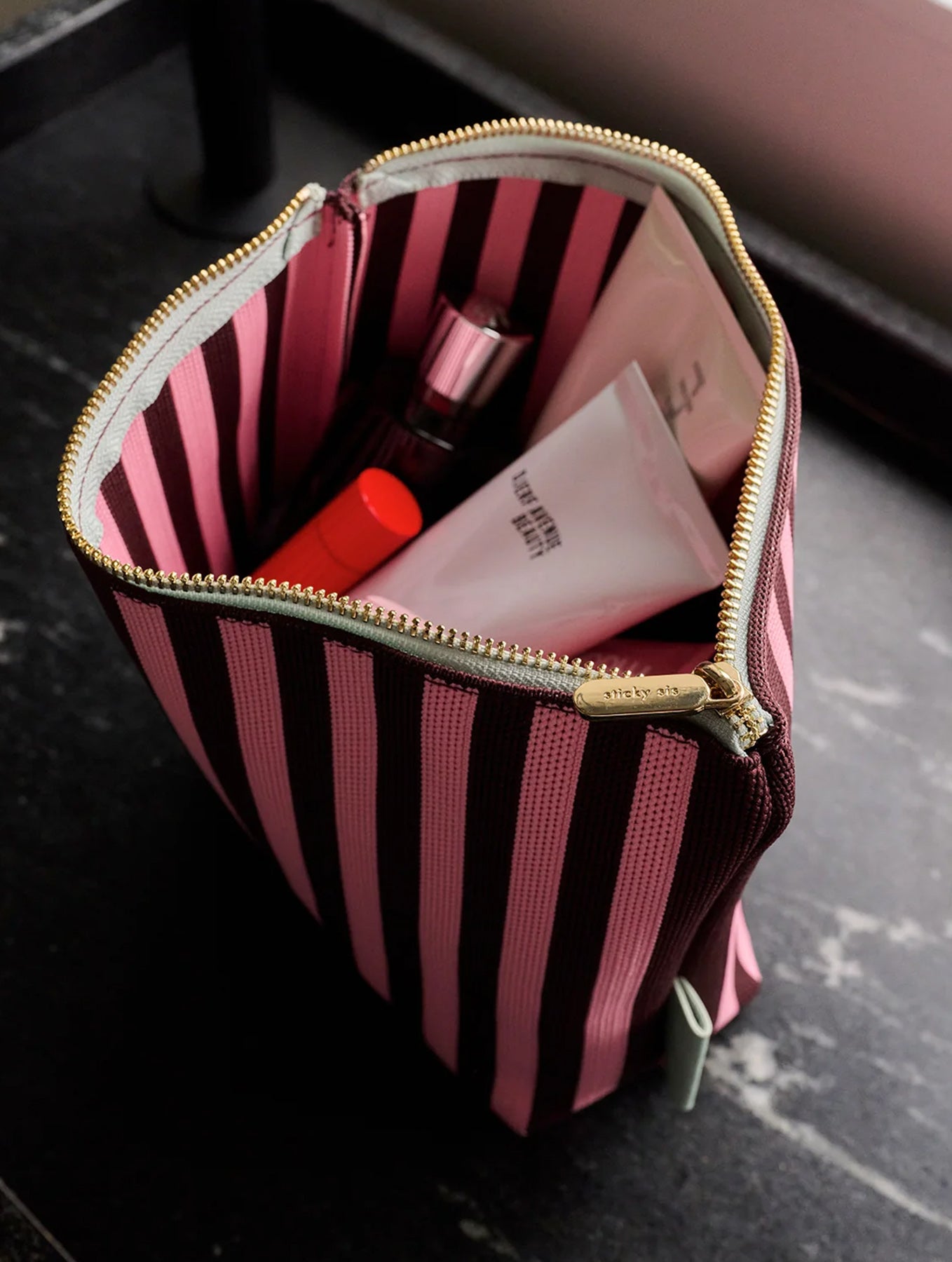 Kosmetiktasche - Knitted Stripes | Chocolate + Bubblegum